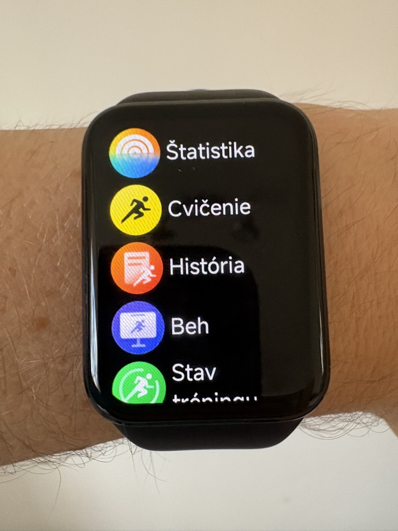 Pre nových používateľov náramku bude zoznamové zobrazenie funkcií prehľadnejšie