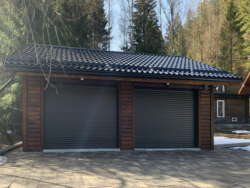 Rolovacia brána je vhodná do prakticky akejkoľvej garáže